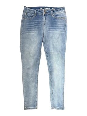 Wallflower Ultra Fit Jeans Skinny Women Light Wash Size 13 Reg Mid Rise